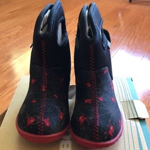 NWT Bogs Baby Waterproof Neo tech Rainboots Size 7